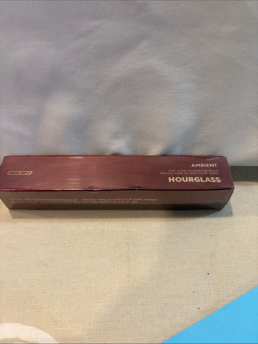 Hourglass Ambient Soft Glow Foundation Brush - Plum